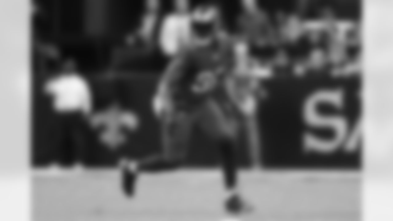 DE Jason Pierre-Paul, Tampa Bay Buccaneers
Pierre-Paul's stats fell dramatically in his 12th NFL season, as he registered just 2.5 sacks and five quarterback hits in 12 starts. The 6-foot-5, 275-pound veteran is now 33 years old.