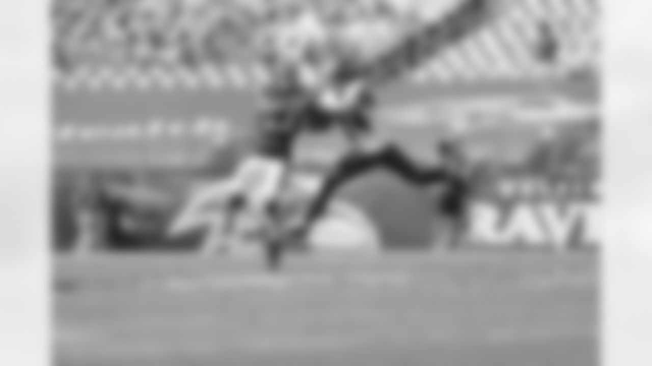 CB Marcus Peters