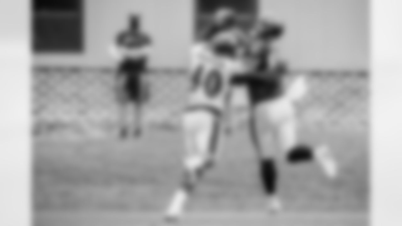 LB Malik Harrison