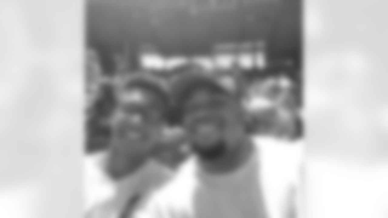 aceandsmitty [Steve Smith]: Can't wait until @peytondsmith comes home from college. 1 more day