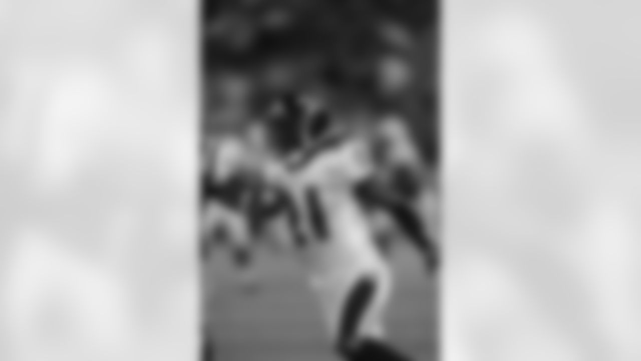 Images from the second quarter of Monday night's preseason game between the Ravens and the Jets.