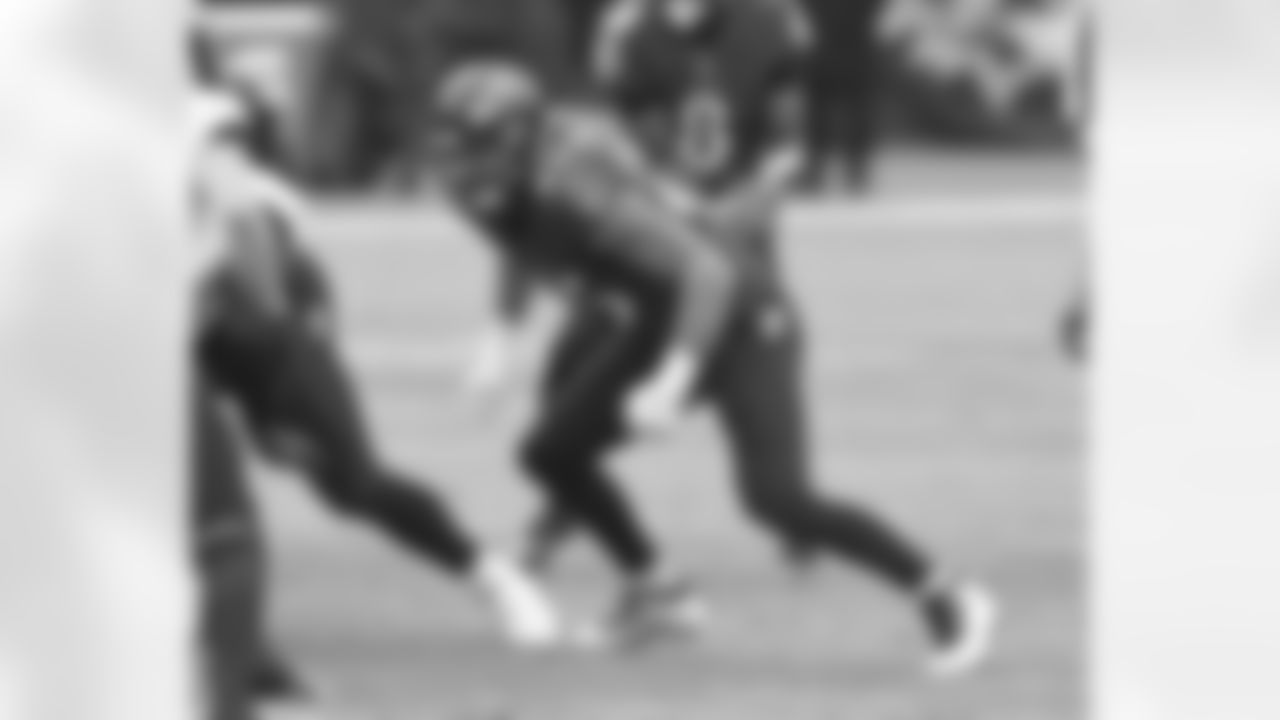 TE Eric Tomlinson
