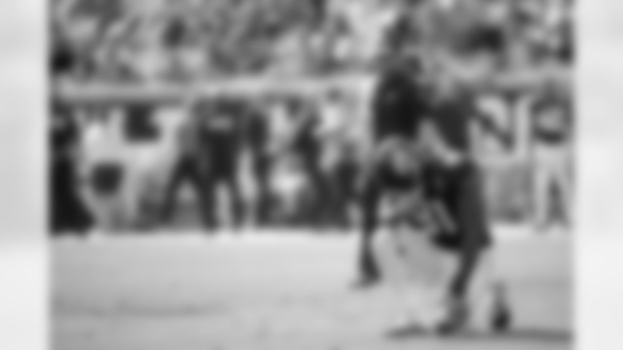 DE Yannick Ngakoue