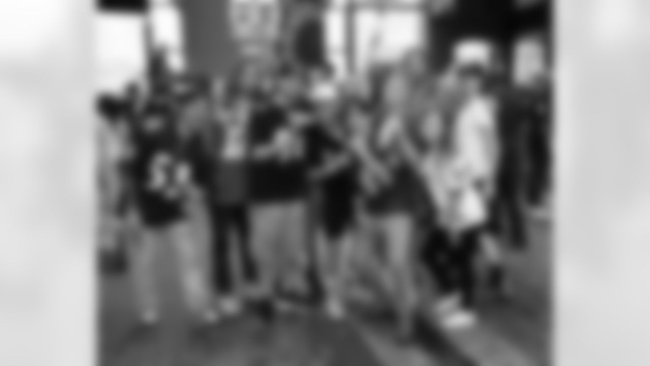 KickoffWatchParty_091122ph68