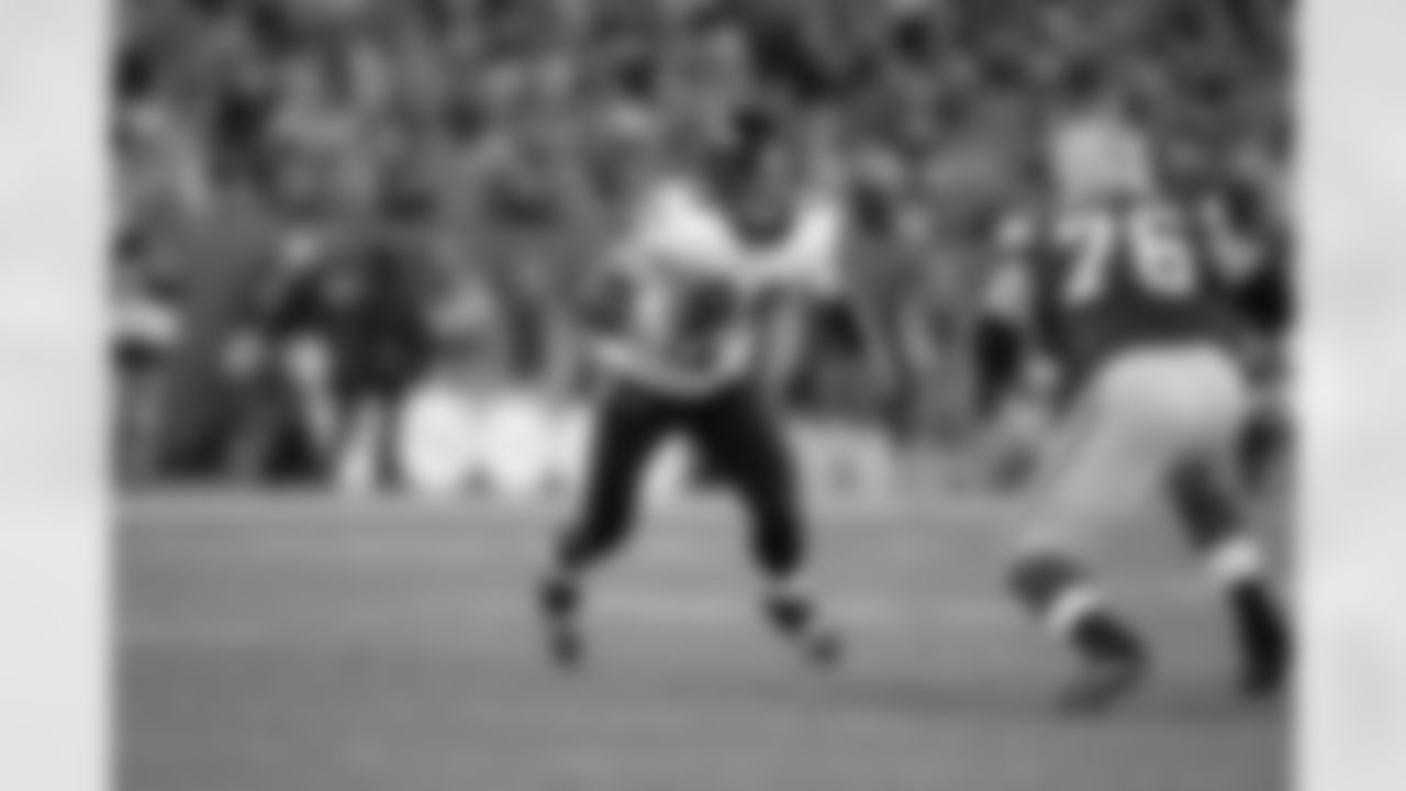 DE Paul Kruger
2009 Draft - Round 2, Pick 57