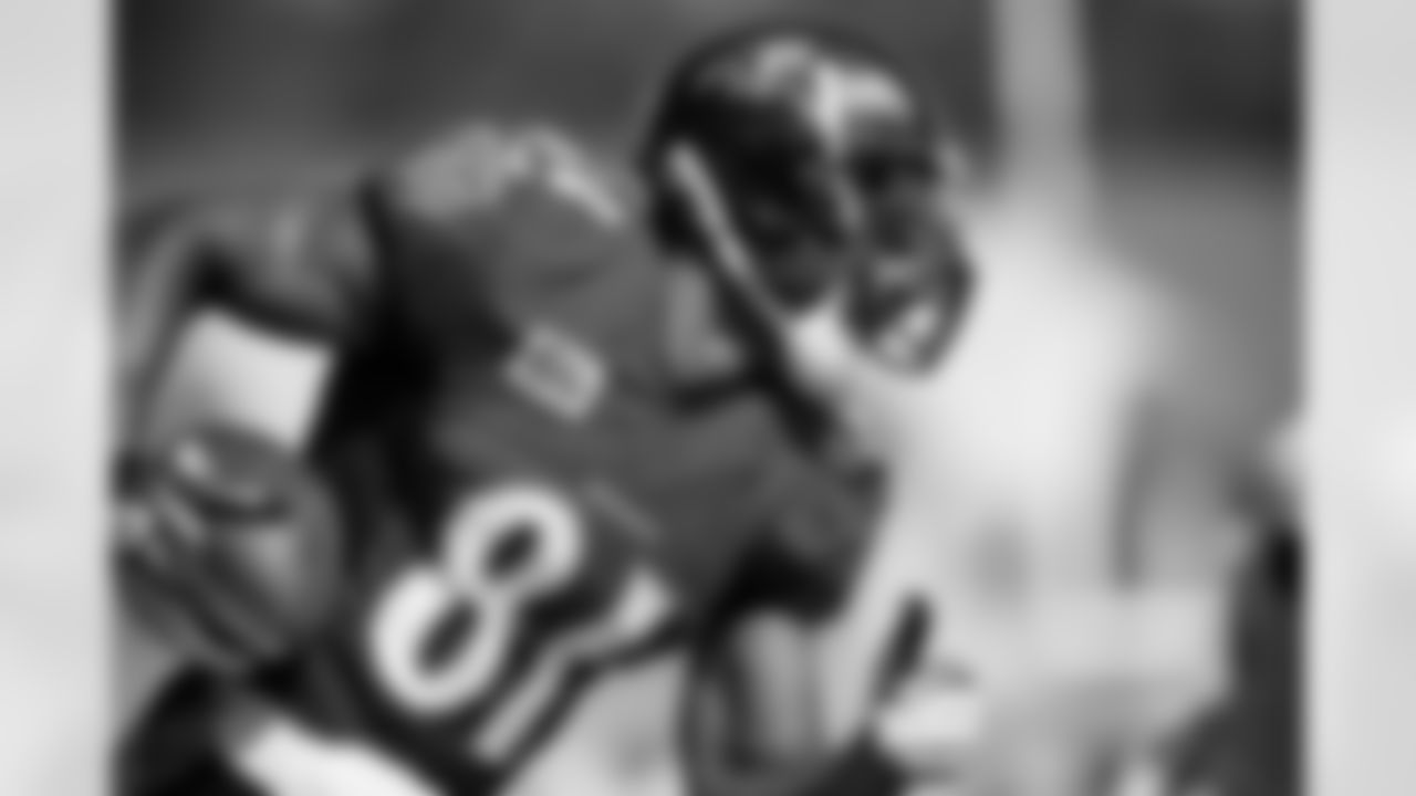 The Ravens brought in the veteran tight end after the hip injury to Dennis Pitta early in training camp. Shiancoe has been up-and-down since joining the Ravens, and he's competing to make the team. The addition of Dallas Clark crowded the tight end group and created more competition for Shiancoe's roster spot, and he could need a strong finish to the preseason to make the 53-man squad.