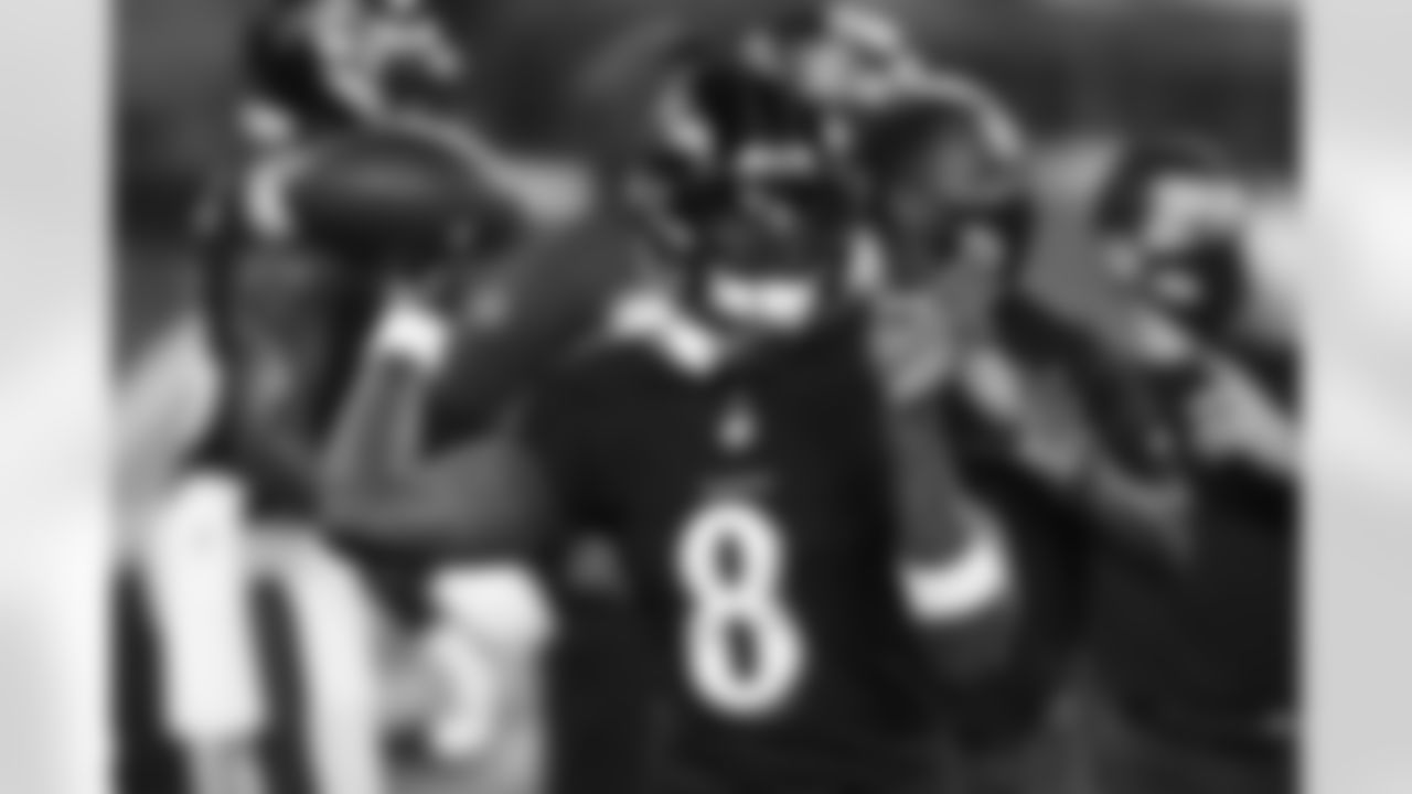 Baltimore Ravens quarterback Lamar Jackson (8) warms up before an NFL football game against the Kansas City Chiefs, Monday, Sept. 28, 2020, in Baltimore. (AP Photo/Nick Wass)