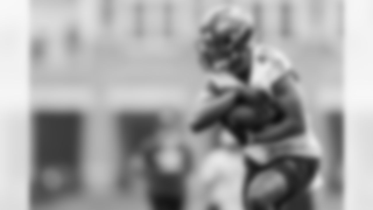 RB Justice Hill