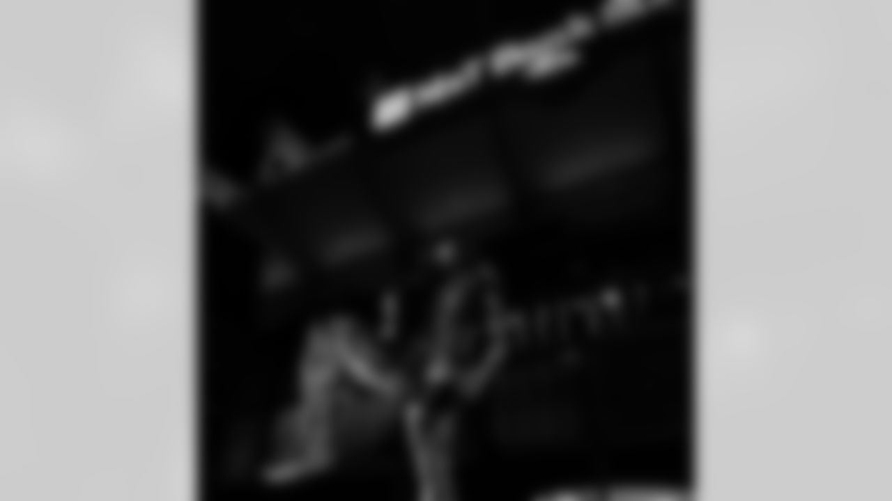 ravens[Baltimore Ravens]: Perfect night. Perfect fans. The countdown to kickoff continues. #Ravens5k #RavensNation #PlayLikeARaven