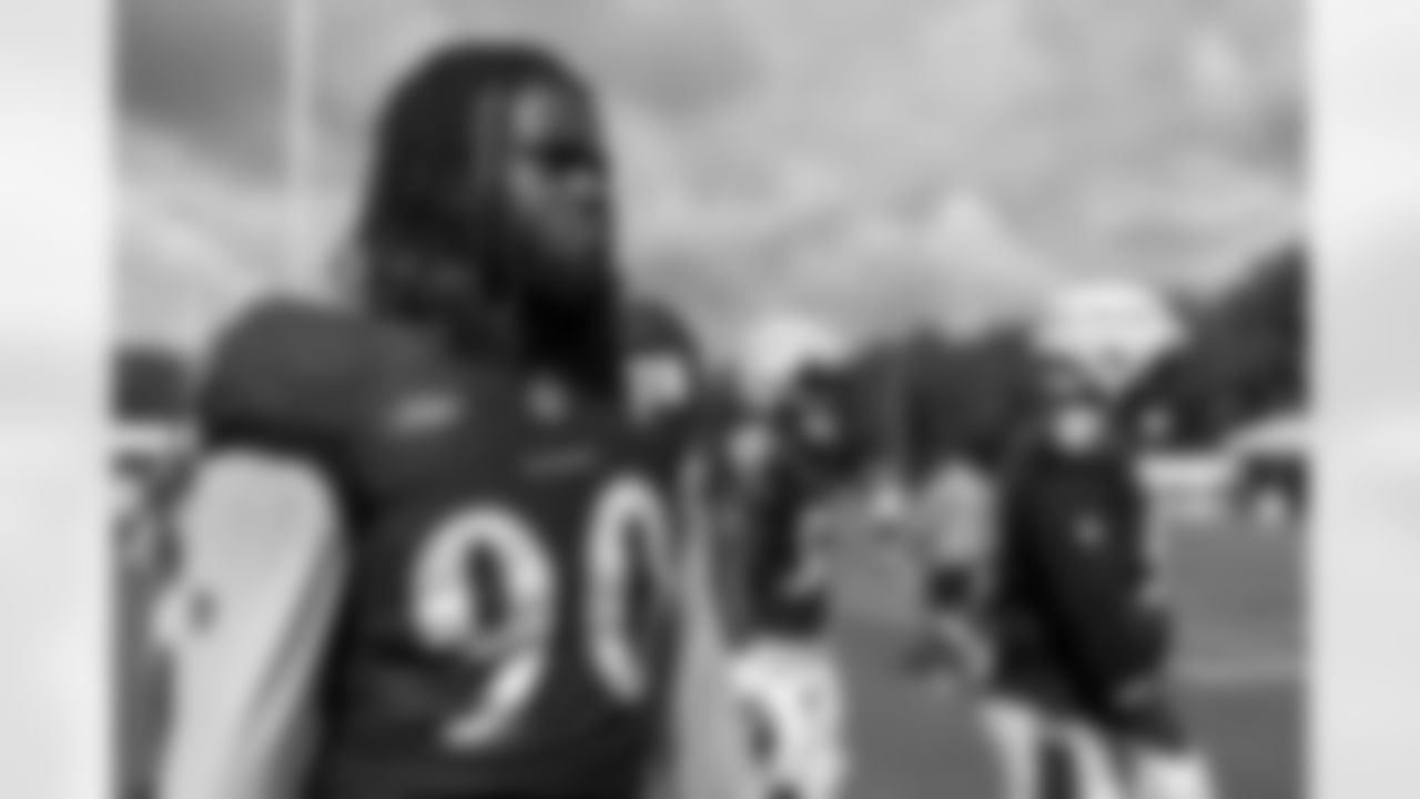 OLB David Ojabo