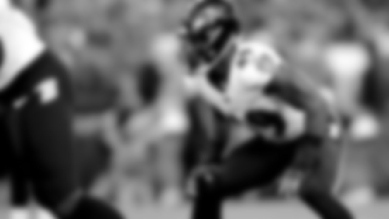 LB Chris Board
