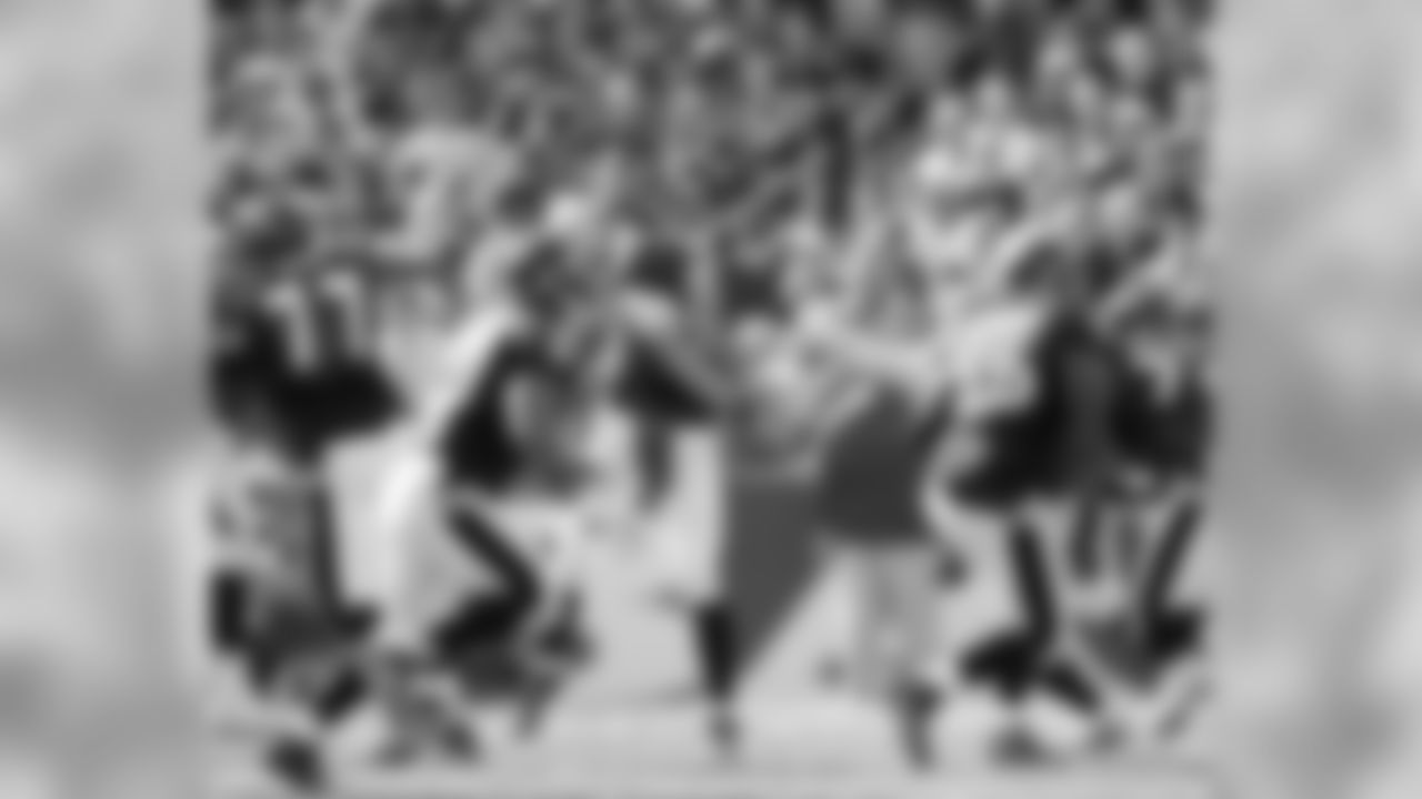 Images from the Ravens' 31-17 win over the Denver Broncos on Sunday, Oct. 10, 2010. Baltimore got out to an early 17-0 lead and Ray Rice handled the rest, rushing for 133 yards and two touchdowns to seal the victory and send the Ravens to 4-1 on the seaso