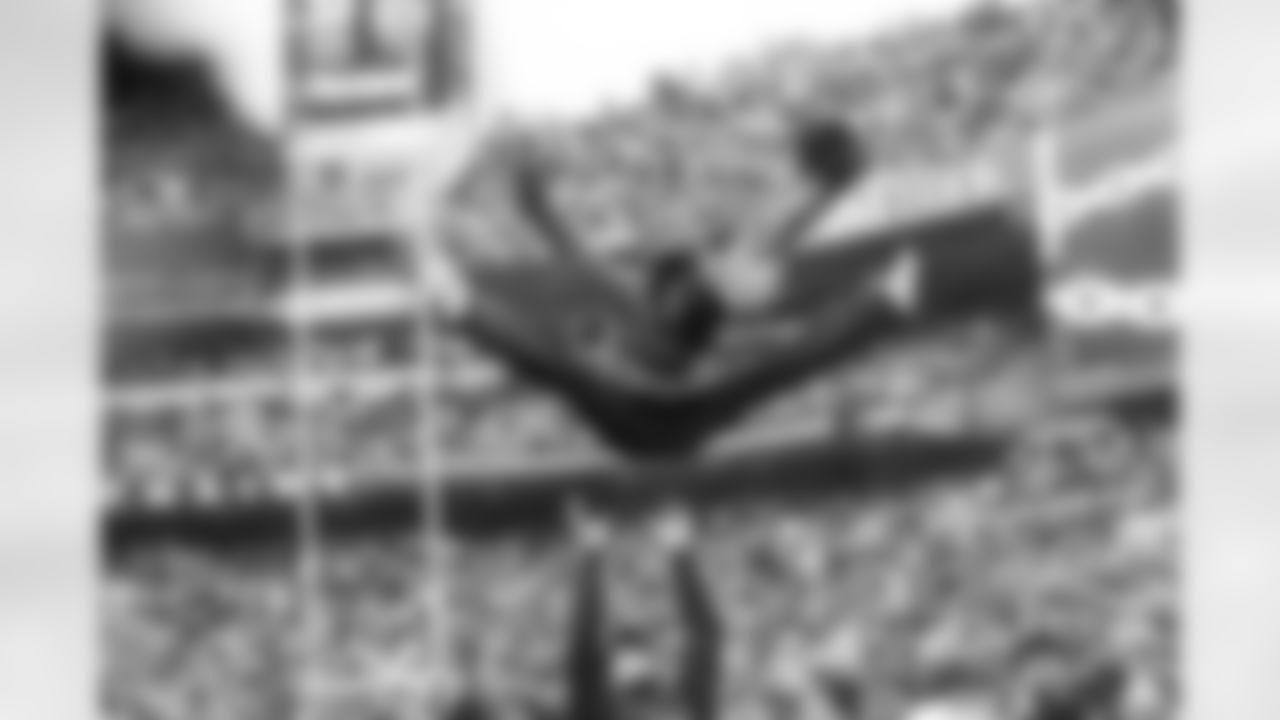 Cheer_VS_Steelers-124