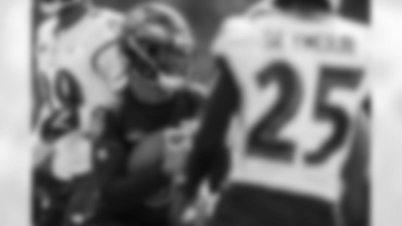 QB Lamar Jackson