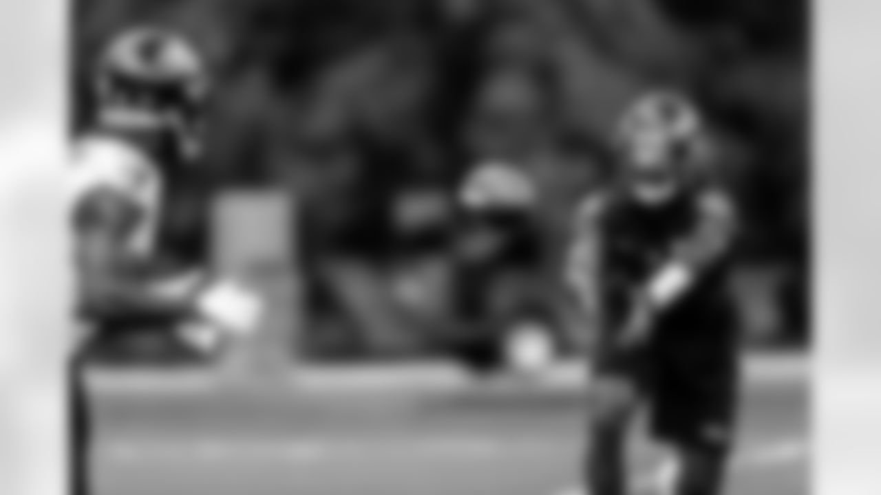 QB Tyler Huntley