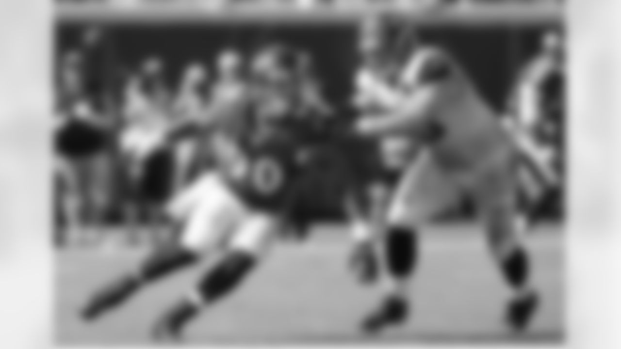 zsmith94 [Za'Darius Smith] Ravens flock!! Let's get it!! Game Day!! Ayyyeeee Turn up!!