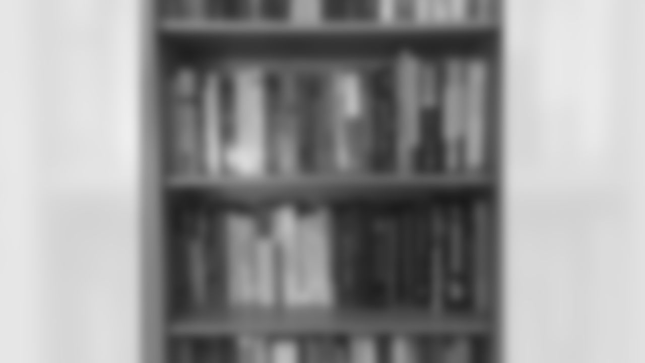 john_urschel [John Urschel]: Bookshelves on point. #mathmatters