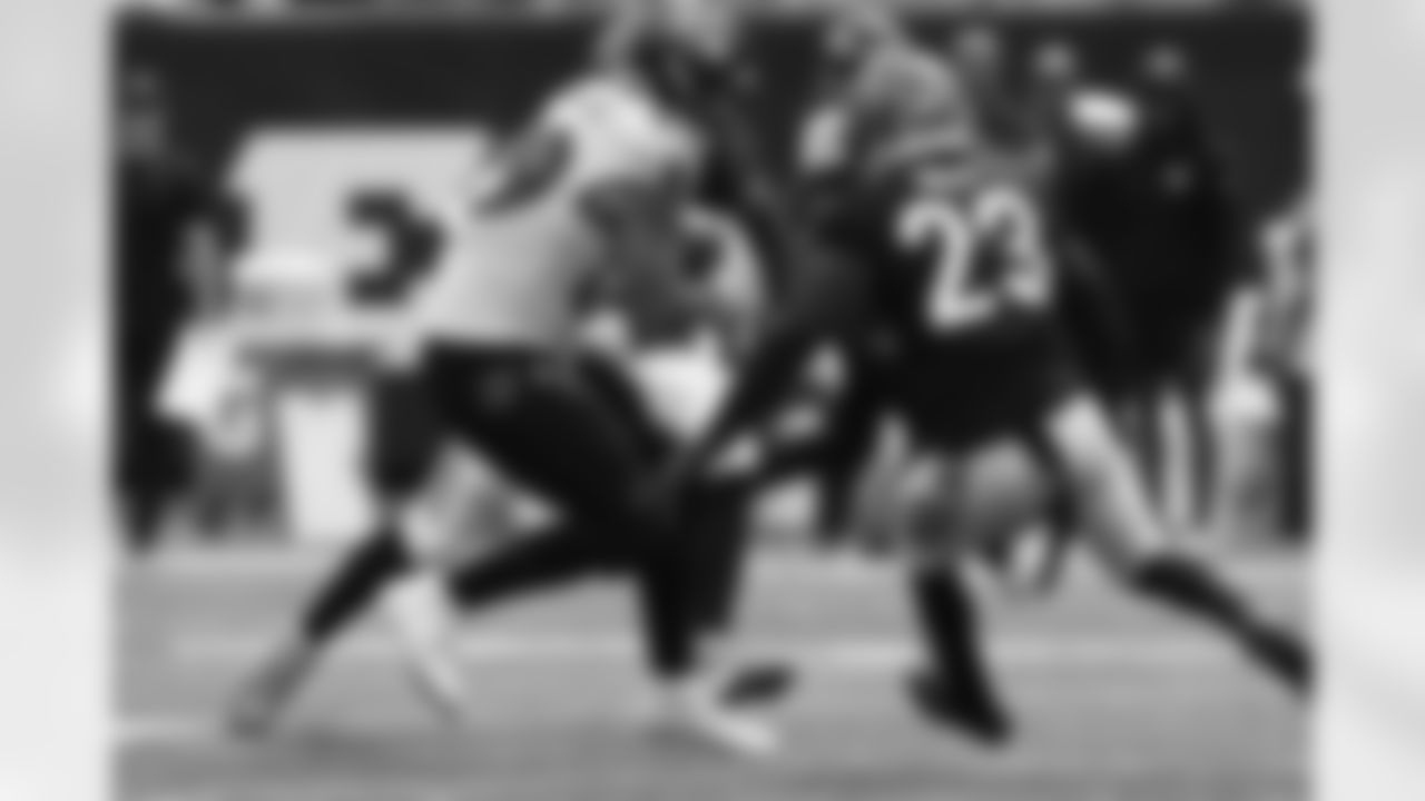 TE Mark Andrews