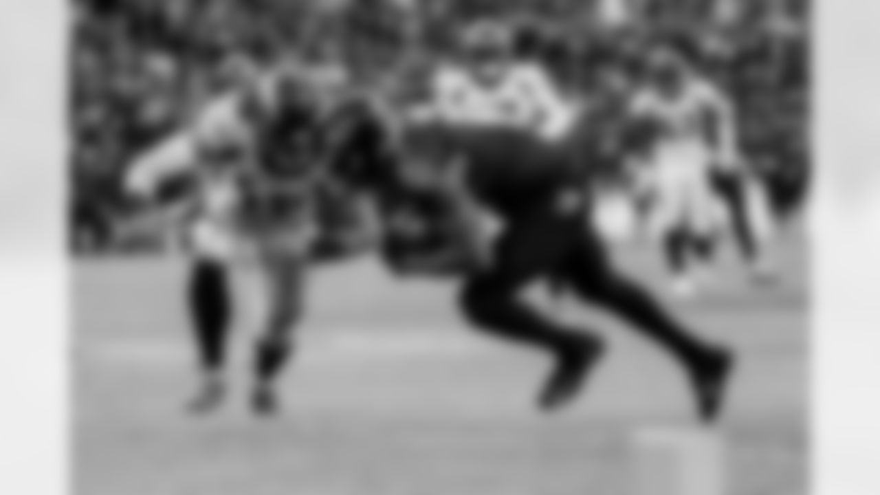 The Baltimore Ravens defeated the Denver Broncos 10-9 at M&T Bank Stadium on Sunday, December 4, 2022.