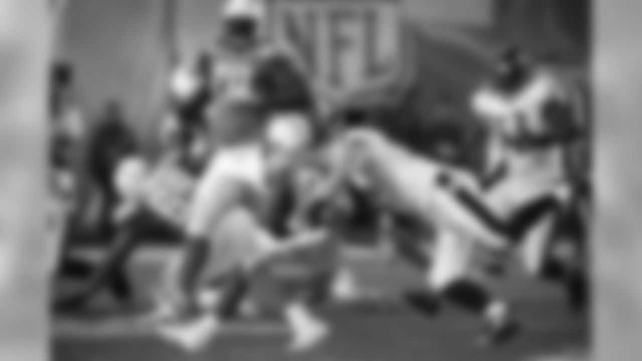 Some of the best shots from the Ravens-Chargers game on Sunday, Dec. 18th at Snapdragon Stadium.