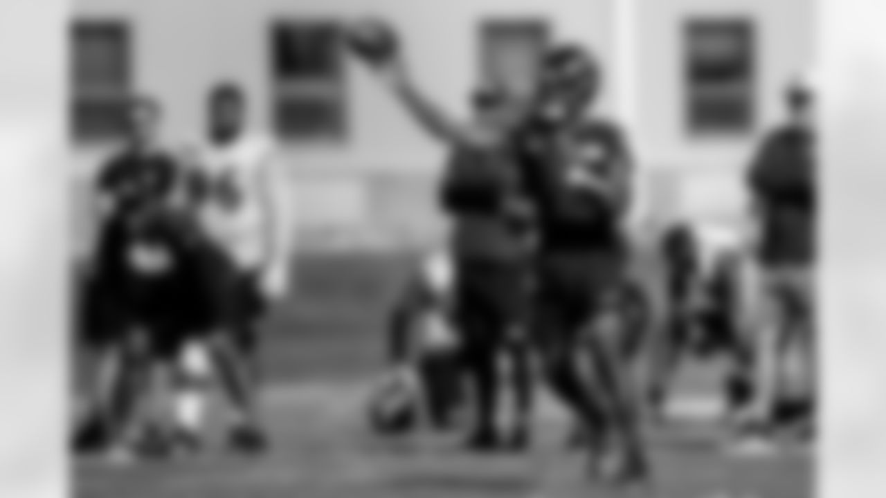 QB Tyler Huntley