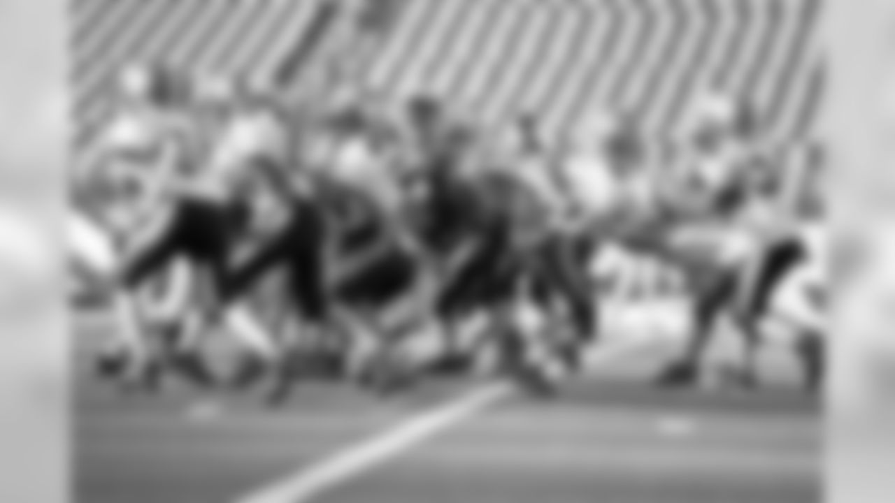 On Saturday, August 23rd in celebration of USA Football's Play Football campaign, four local youth football teams participated in scrimmages at M & T Bank Stadium. (Photos courtesy of of Robert Bartlett)