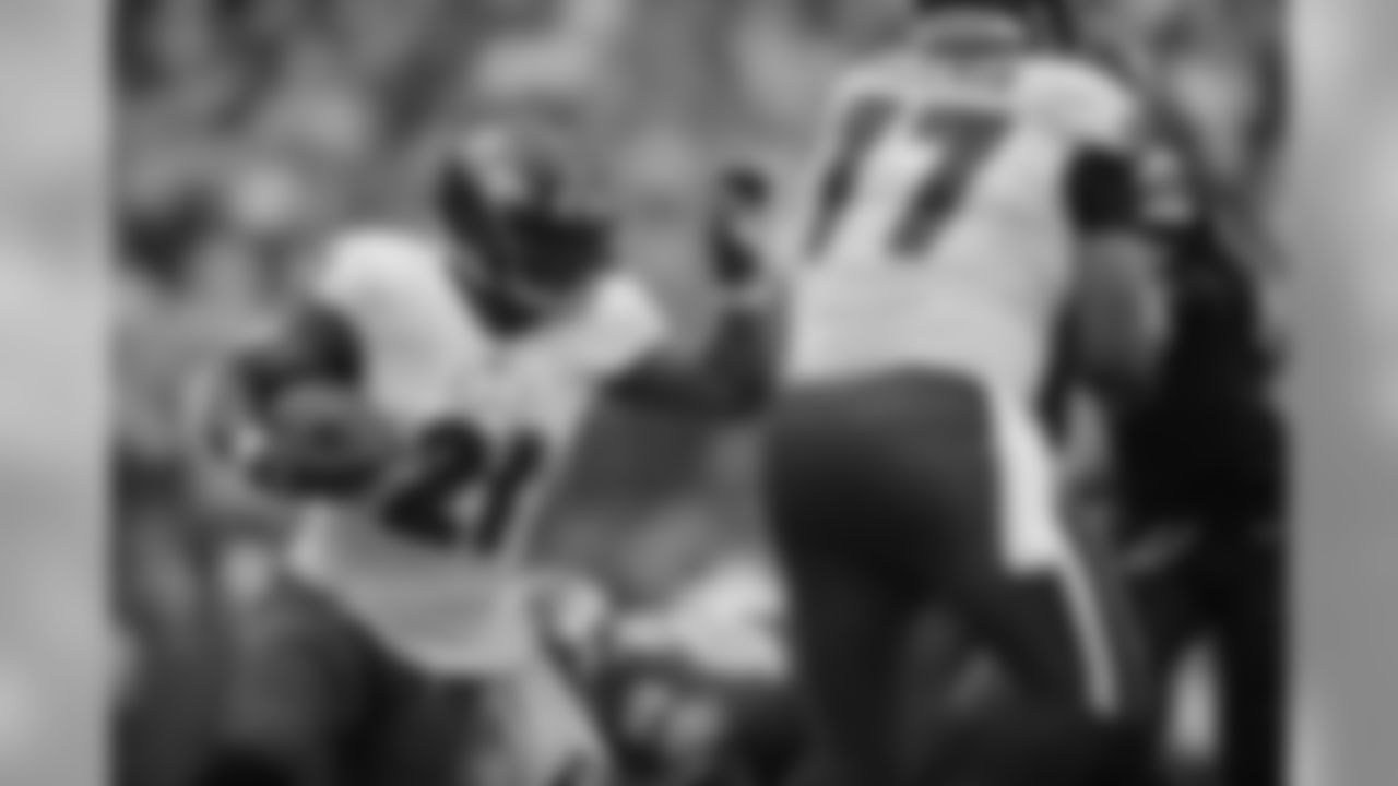 RB Mark Ingram II