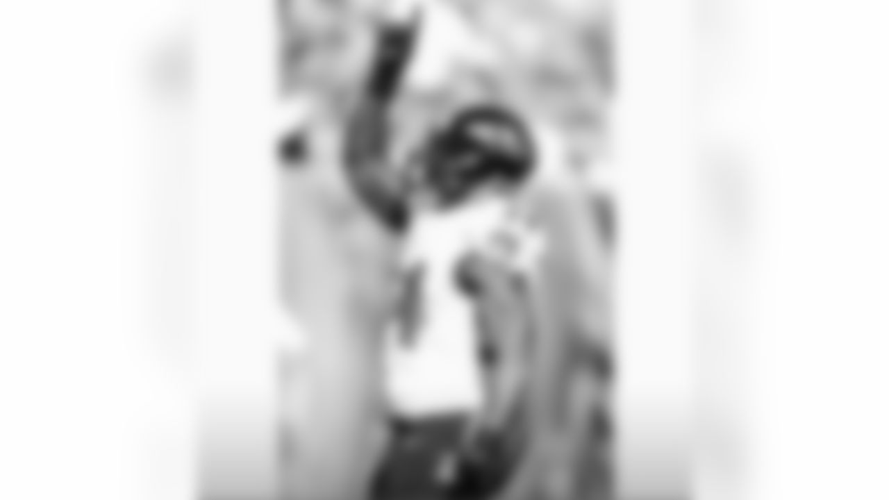 zobot_34[Lorenzo Taliaferro]: Give god the glory for great things he has done. Tough lost this past weekend now it's back to the film room and practice to prepare for Pittsburgh #RavensNation