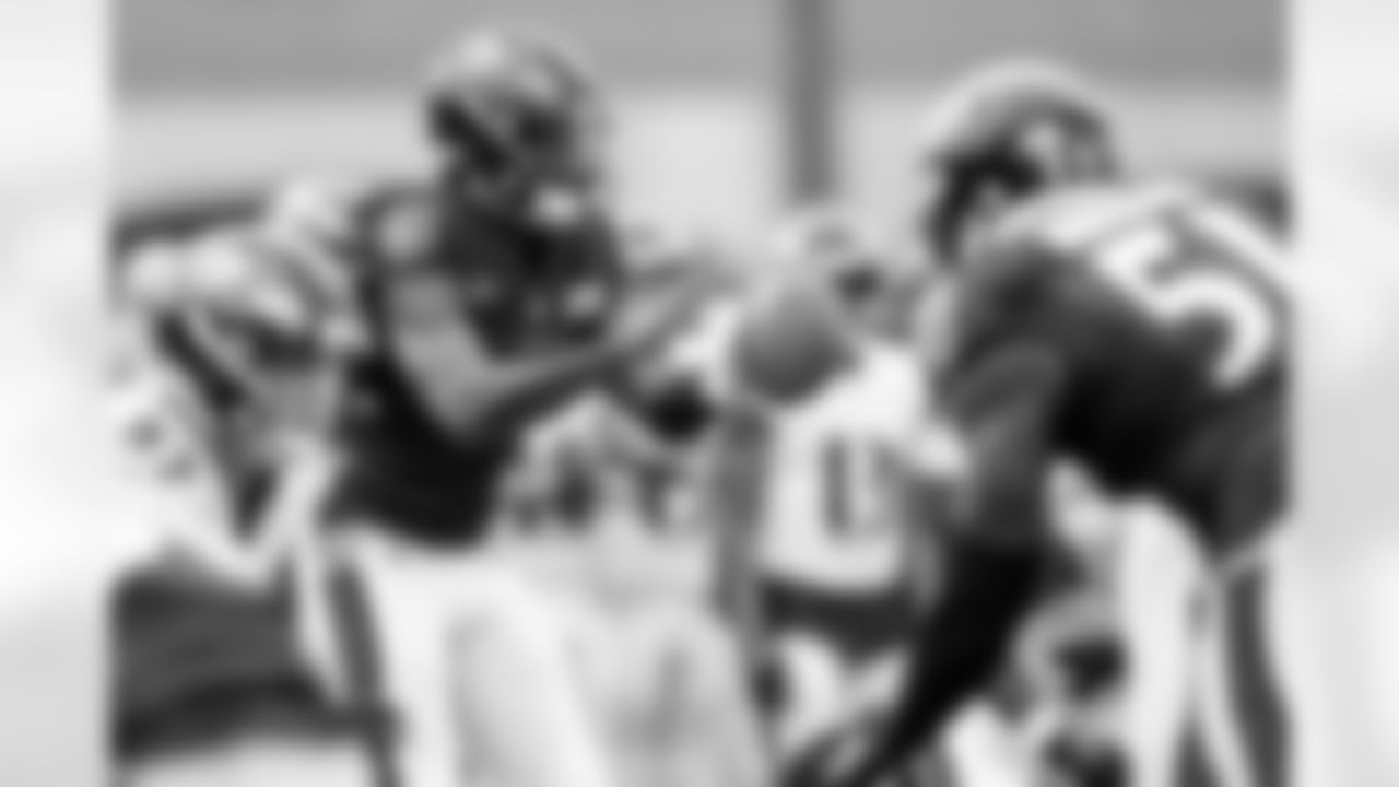 QB Tyler Huntley