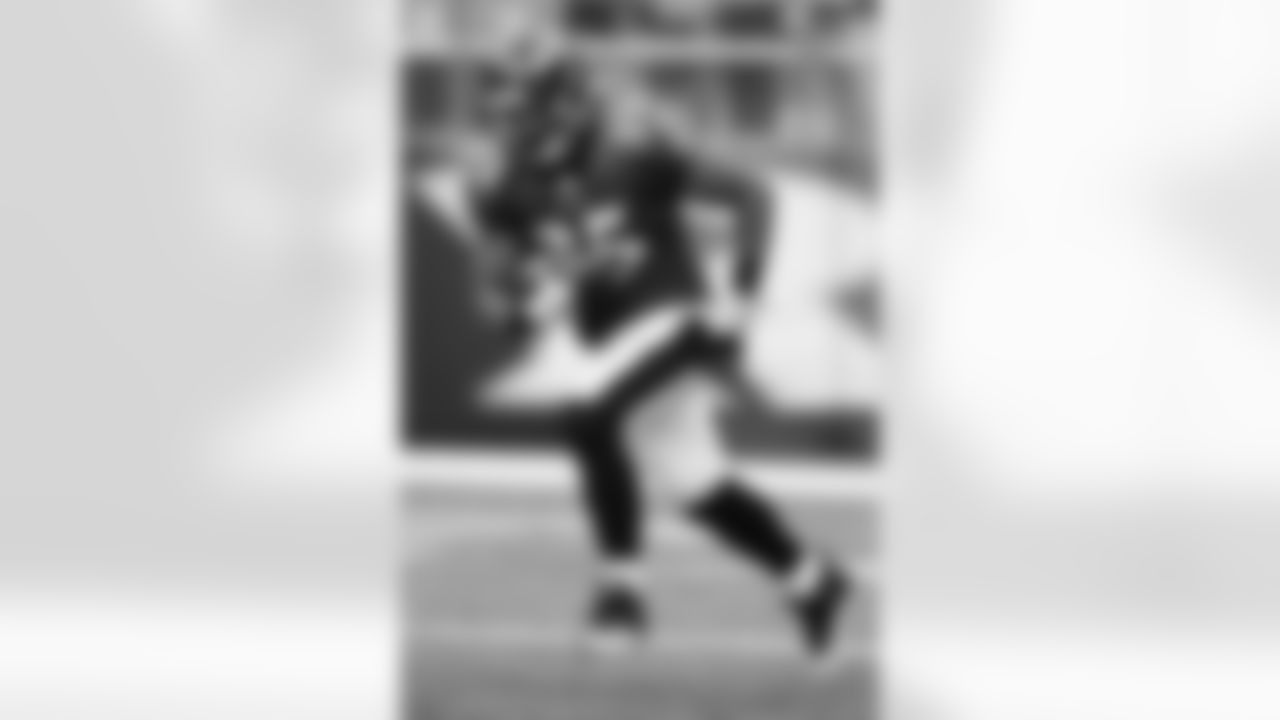 RB Anthony Allen
2011 Draft - Round 7, Pick 225