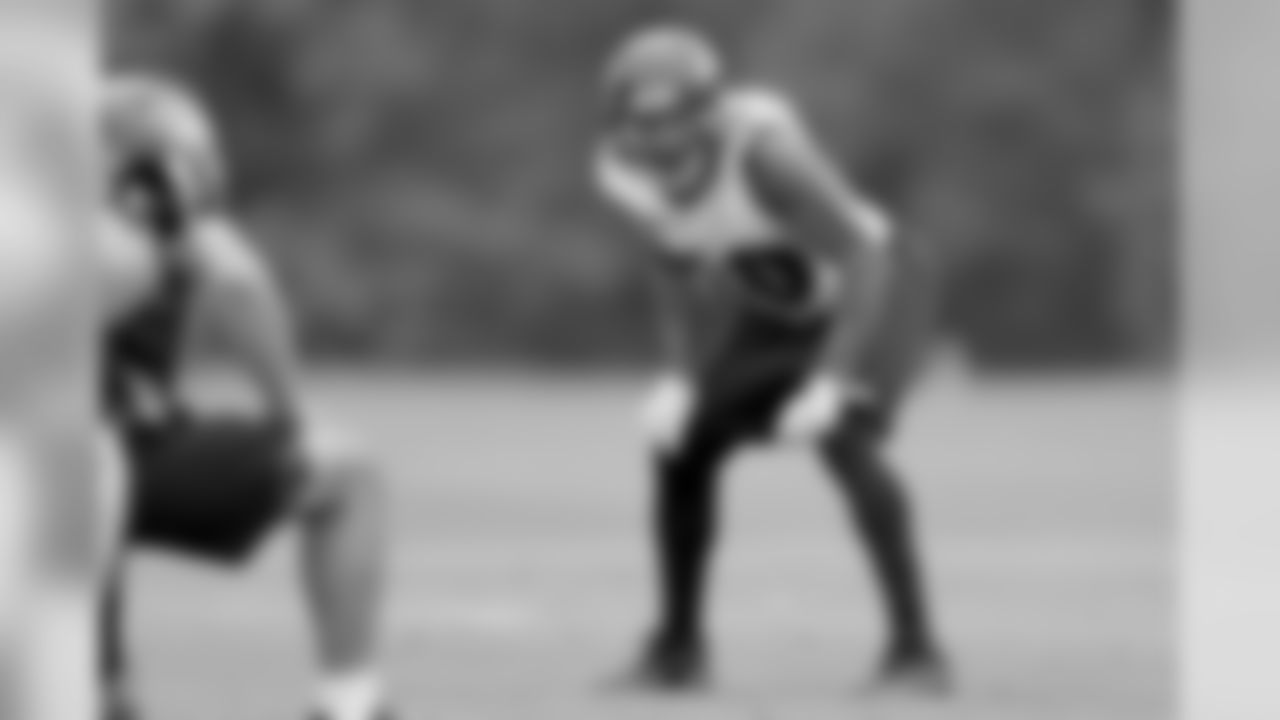 LB Kenny Young
