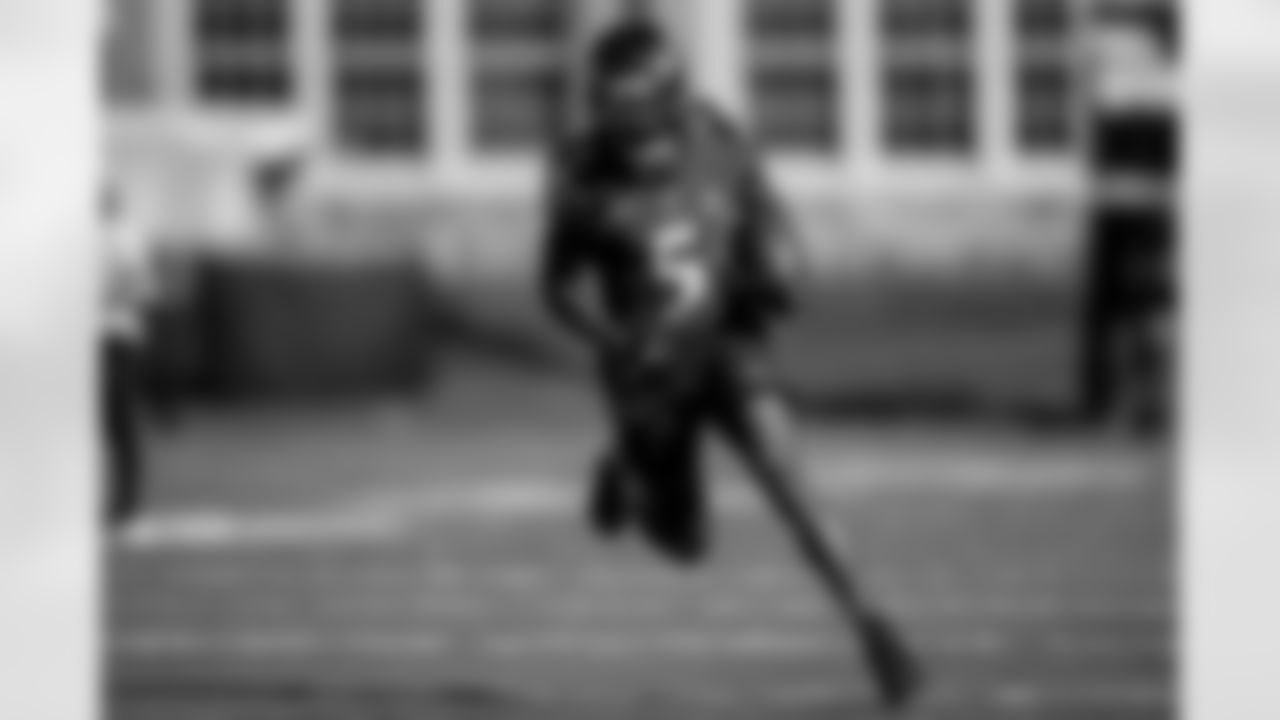 WR Marquise Brown
