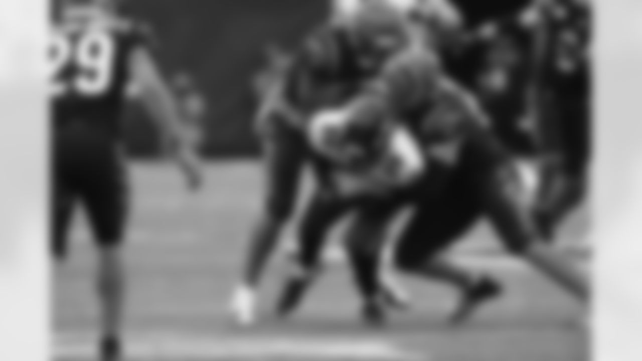 TE Isaiah Likely