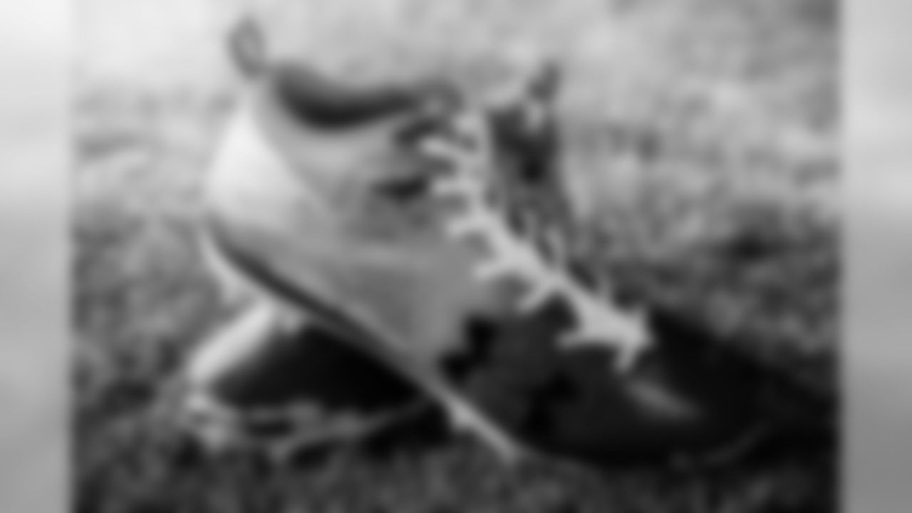 Cleats113017sh051