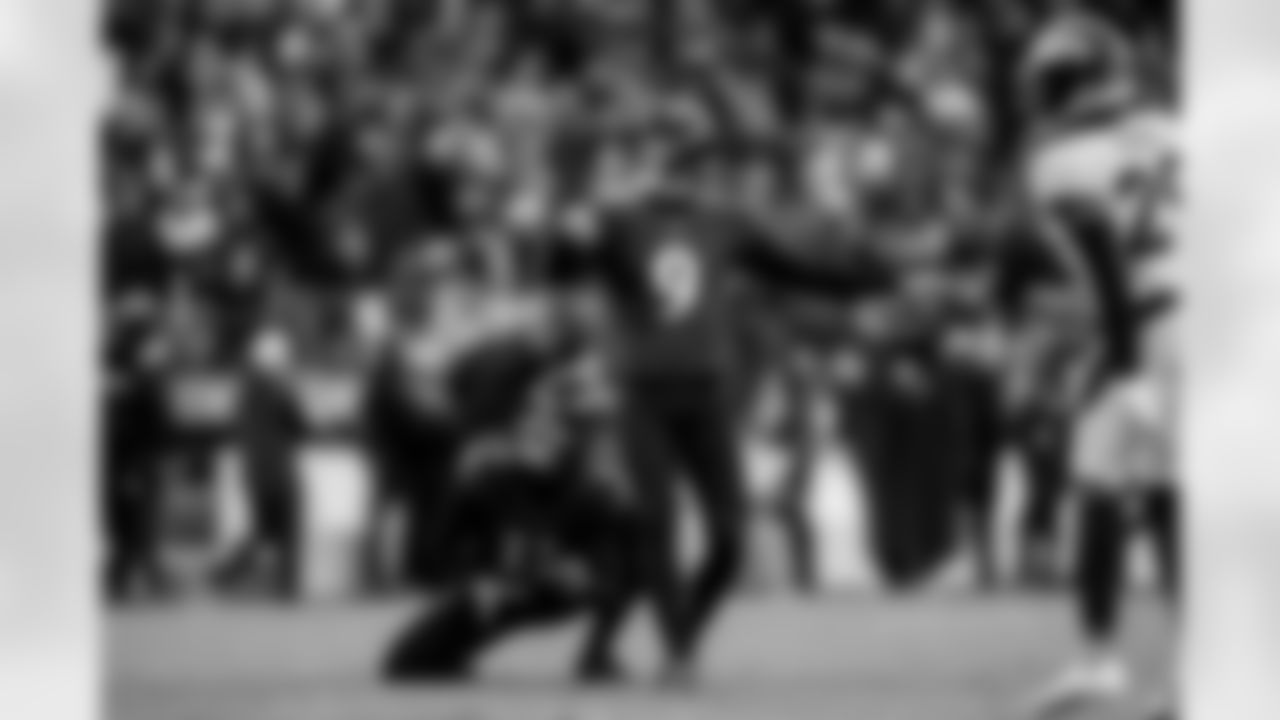 The Baltimore Ravens defeated the Denver Broncos 10-9 at M&T Bank Stadium on Sunday, December 4, 2022.