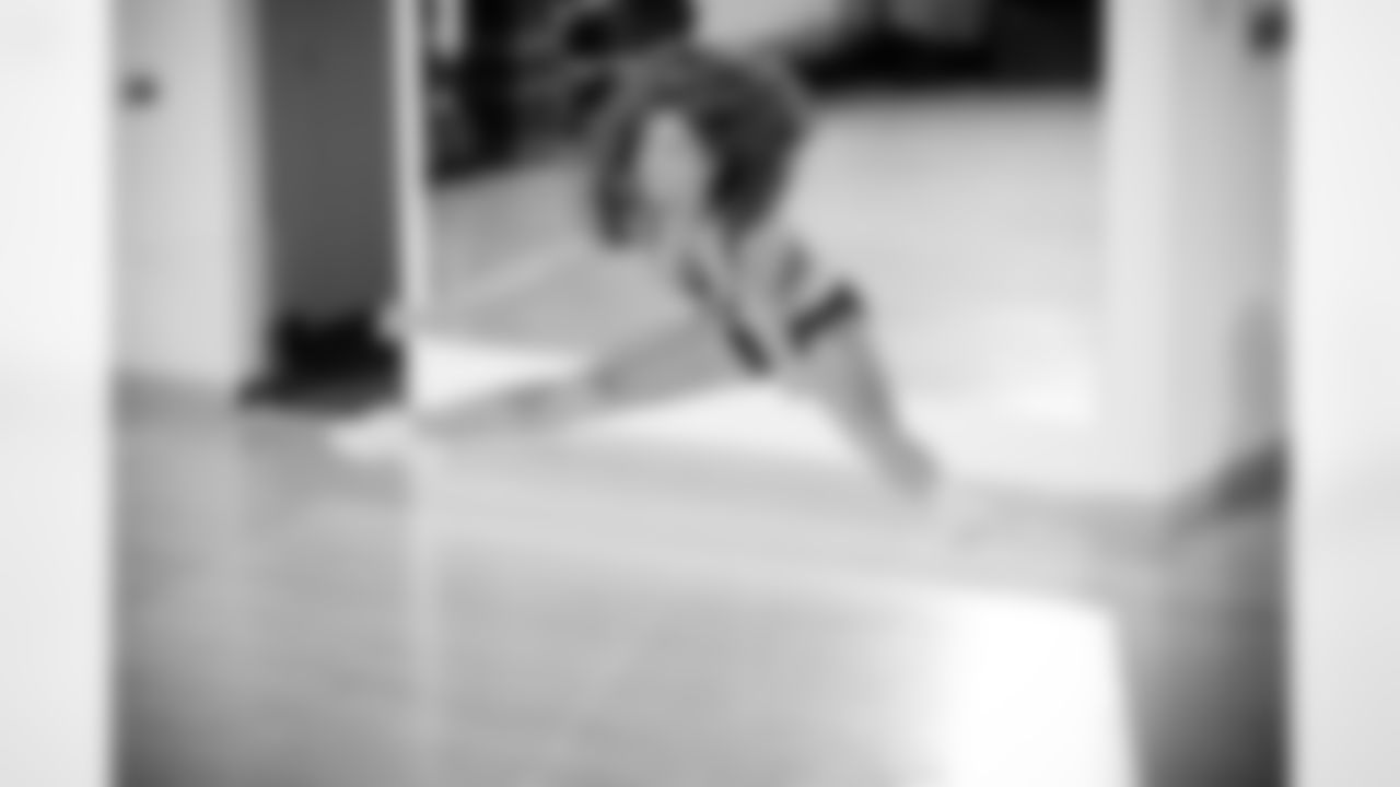 Action from Day 2 of the 2008 Cheerleader & Playmaker Tryouts held at the Downtown Athletic Club
