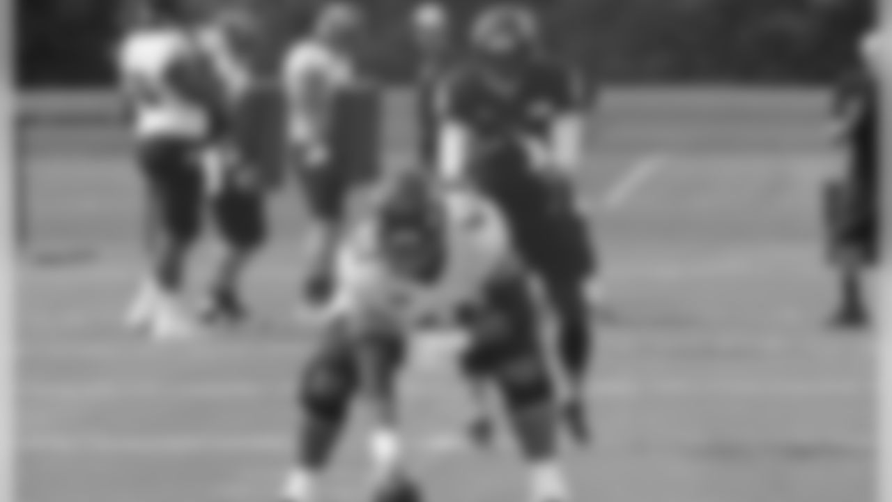 C Hroniss Grasu and QB Robert Griffin III