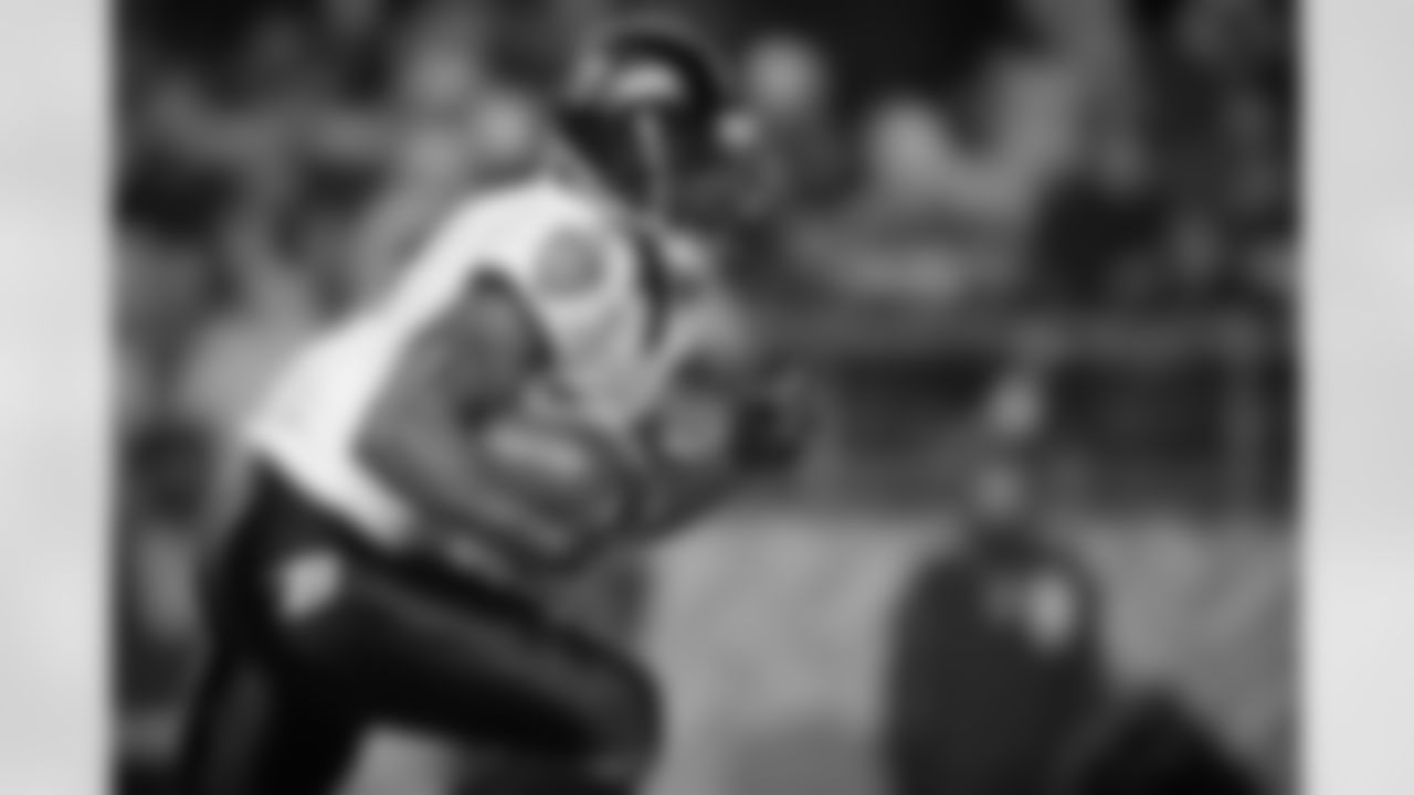 Images from the Ravens' 31-24 loss to the Pittsburgh Steelers in the divisional playoffs on Saturday, Jan. 15, 2011. Baltimore built a 14-point halftime lead but turned the ball over three times in the third quarter to fall in the playoffs for the third s