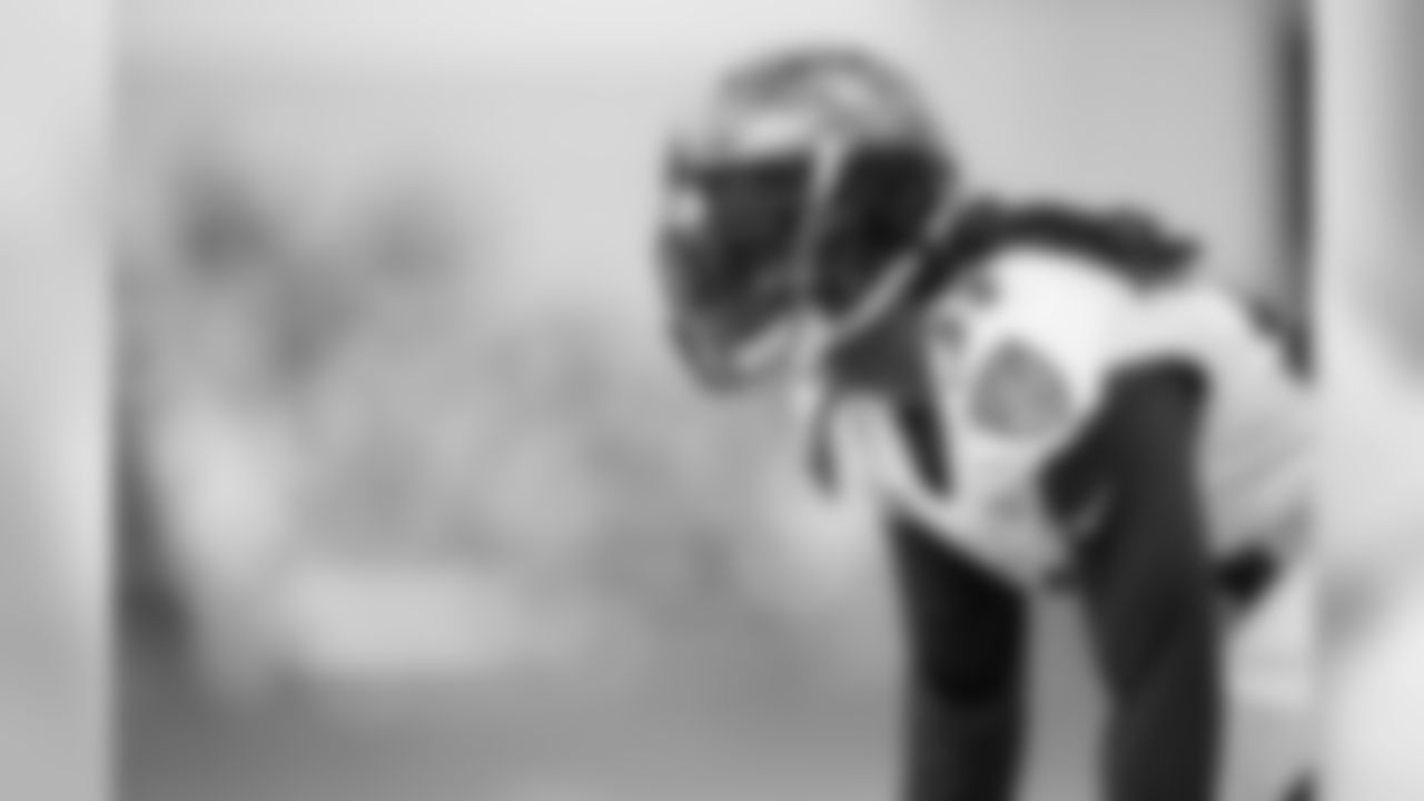 Kendrick Lewis 2015 Stats: 61 tackles, five passes defensed, 0 interceptions
Lewis was a 15-game starter last year, but the arrival of Weddle and Webb to this position group put his role somewhat in question. Lewis is a leader in the locker room and a reliable player, but didn't make many plays on the ball last year. He'll be looking to improve on that this summer. The Ravens could use a rotation of safeties to maximize everyone's strength and keep them fresh.