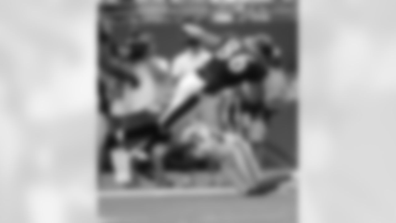 The Baltimore Ravens beat the Miami Dolphins 27-9 in Miami in their wild card playoff game in January 2009.