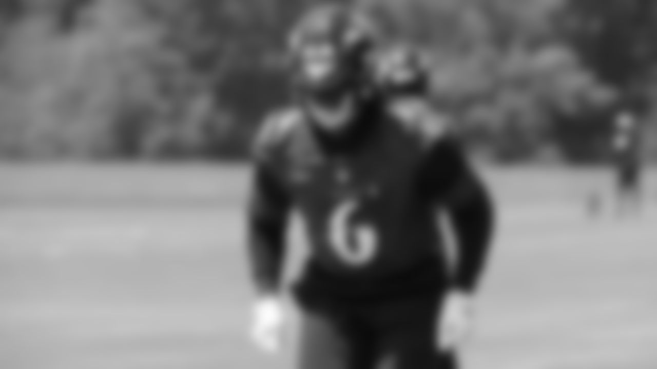 ILB Patrick Queen (6)