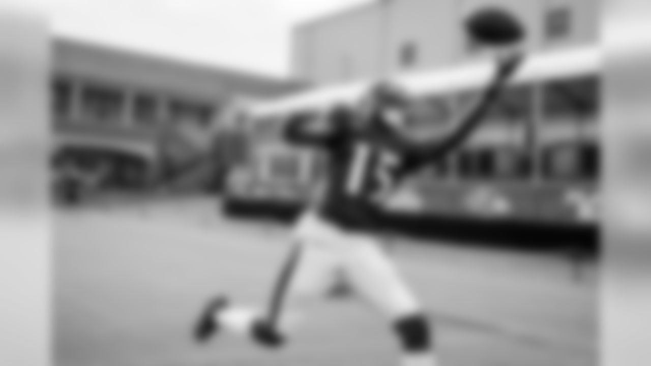 WR Marquise Brown