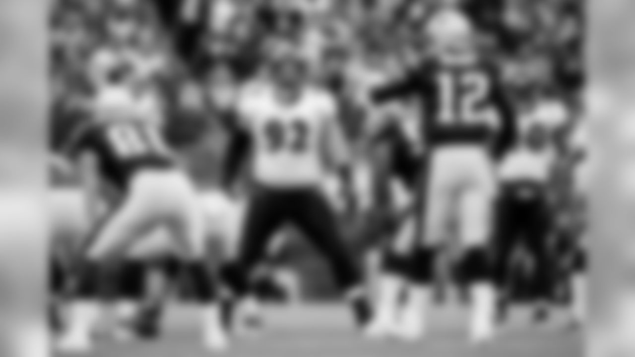 2011 – Poor Game by Brady, But Bitter Defeat for Ravens
Brady (22 of 36, 239 yards, two interceptions, no touchdowns) was outplayed by Joe Flacco (22 of 26, 306 yards, two touchdowns, one interception), saying afterward, "I sucked pretty bad today, but our defense saved us." In one of the most bitter defeats in Ravens history, Lee Evans dropped a potential game-winning touchdown pass and Billy Cundiff missed a 32-yard field goal with 11 seconds left, allowing the Patriots to prevail, 23-20.