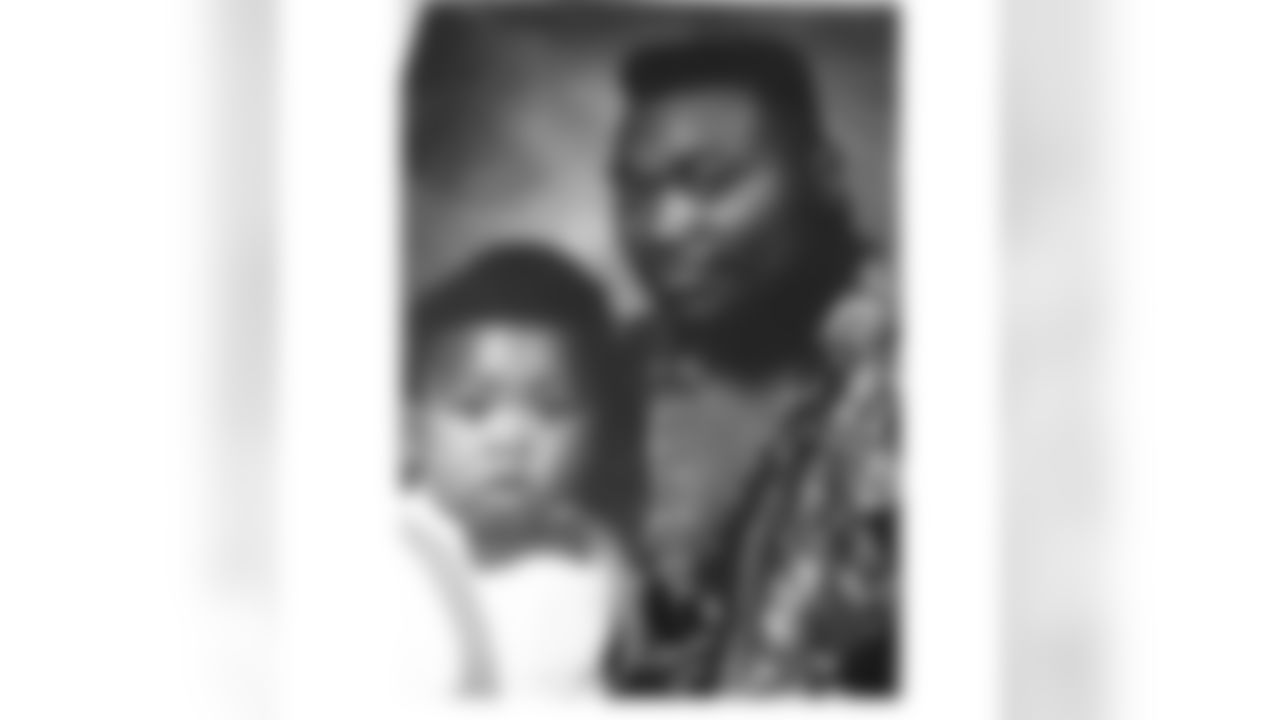 tytaylor2[Tyrod Taylor]:Young T2....TaylorMade