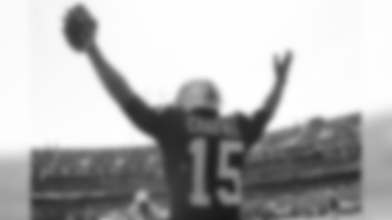 WR Michael Crabtree