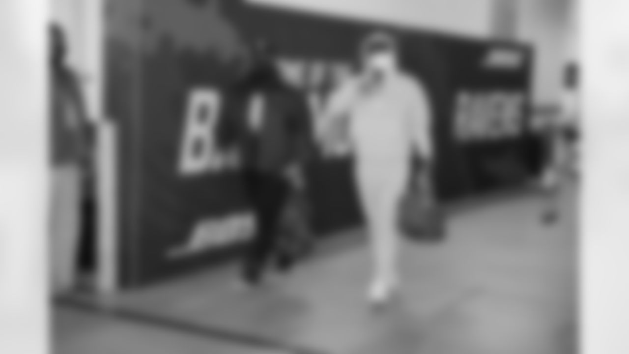 DT Justin Ellis and WR Dez Bryant
Week 16 | New York Giants vs. Baltimore Ravens | December 27, 2020 | M&T Bank Stadium
