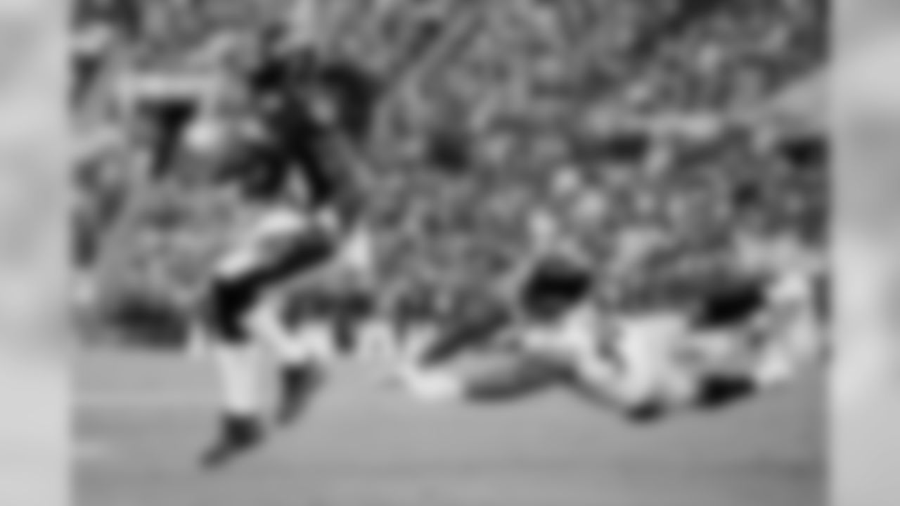 RB Alex Collins