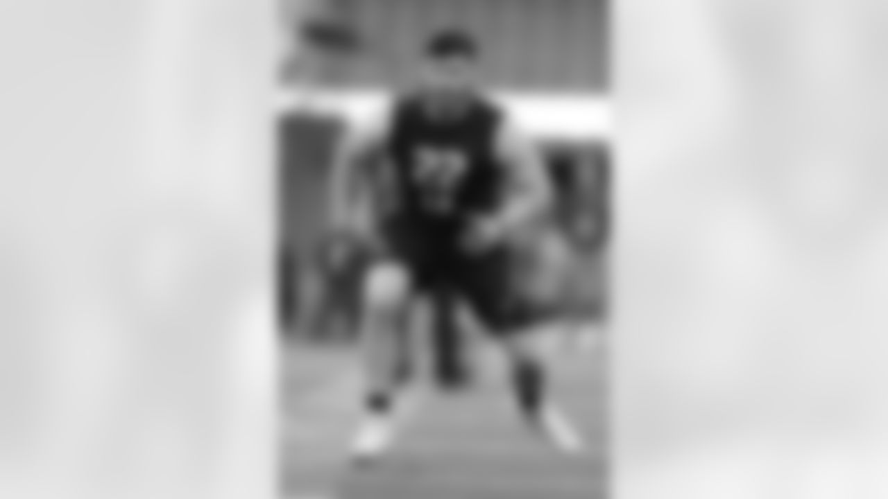 The tackling machine Jewell has great tape, but the Combine highlighted some of his physical limitations. He posted a 4.82 in the 40-yard dash and looked a bit stiff in change-of-direction drills.