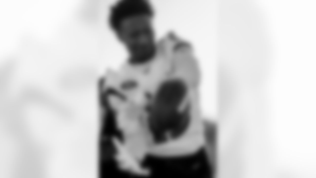 WR Marquise Brown