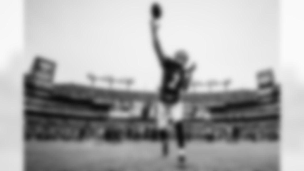 QB Tyler Huntley